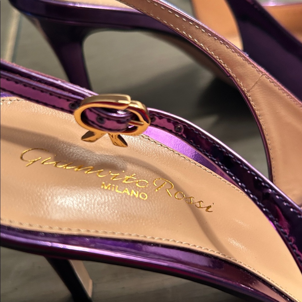 Gianvito Rossi Shiny Purple Slingback Heels Pumps - Picture 4 of 5